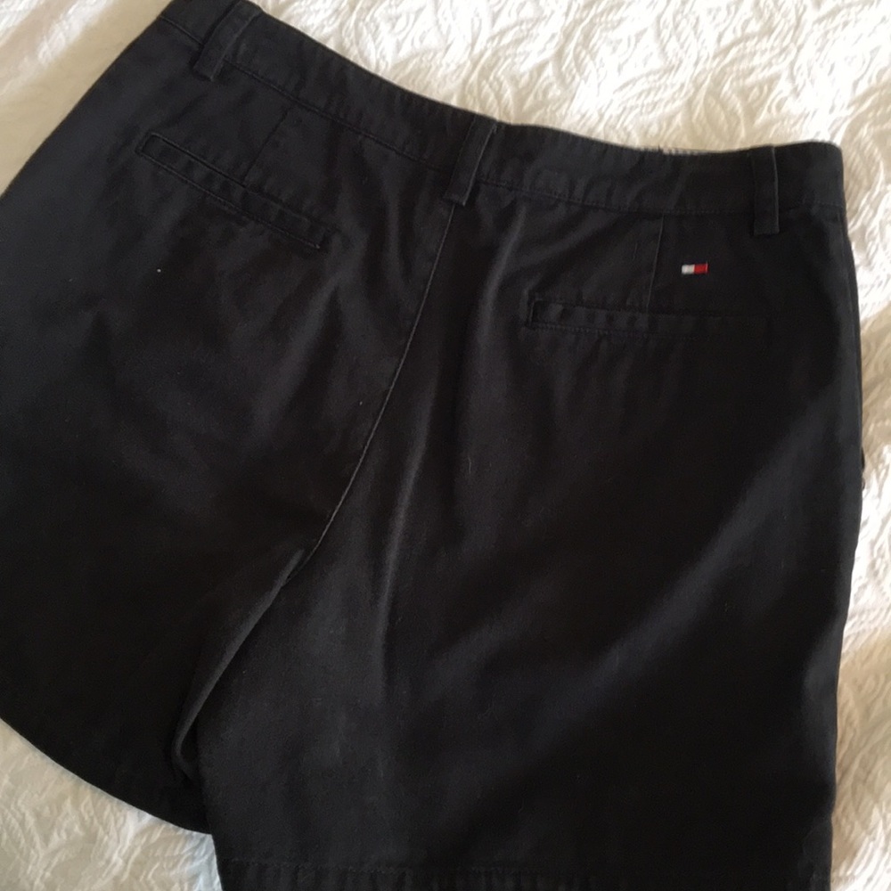 Tommy Hilfiger vintage 1996 black shorts size 10